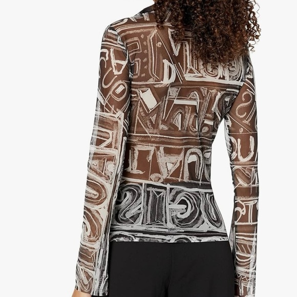 🌸 Desigual Women’s Blouse - Picture 2 of 5